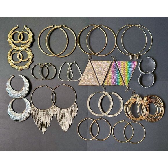 Lot Of 15 Vintage Fashion Hoop And Dangle Earrings - Picture 1 of 9